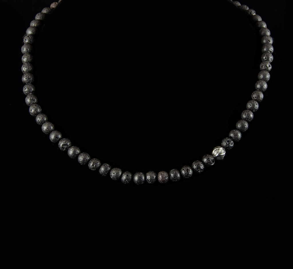 aus Lava mit David Edelstah – Einzigartige Herren handgemachte Galvani Perlenhalskette